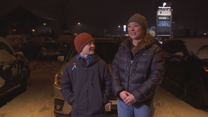 Snow, slush and the Thanksgiving rush collide on Snoqualmie Pass