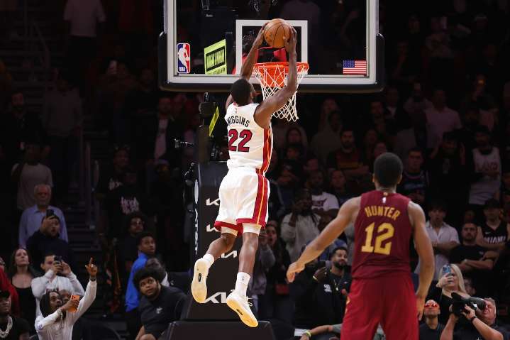 Inside the Cavs’ final-second collapse that left analysts scratching their heads