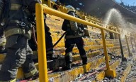 Incendio en la cancha de Boca: se prendieron fuego los papelitos en La Bombonera tras el Superclásico