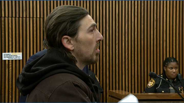 Cleveland Heights man appears in court for charges related to alleged clock repair scam