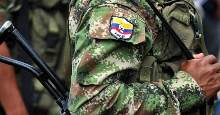 Reportan enfrentamientos entre disidencias de las FARC y el ELN en Colombia
