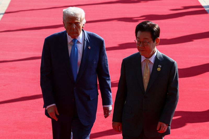 Trump's deal with South Korea bogged down in details over submarine