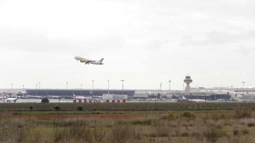 El aeropuerto de Palma supera en octubre los 3,5 millones de viajeros, un 0,3% más que el año anterior