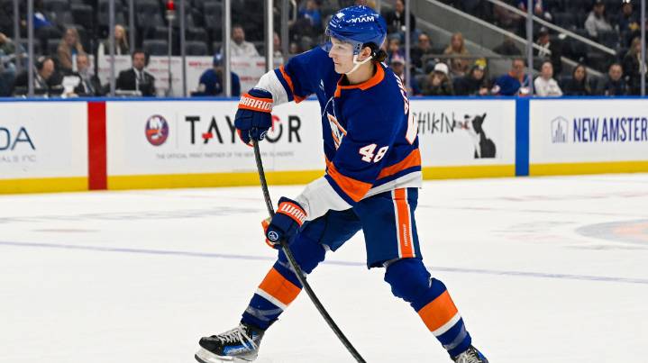 Islanders’ Matthew Schaefer passes Bobby Orr in NHL history vs. Blue Jackets