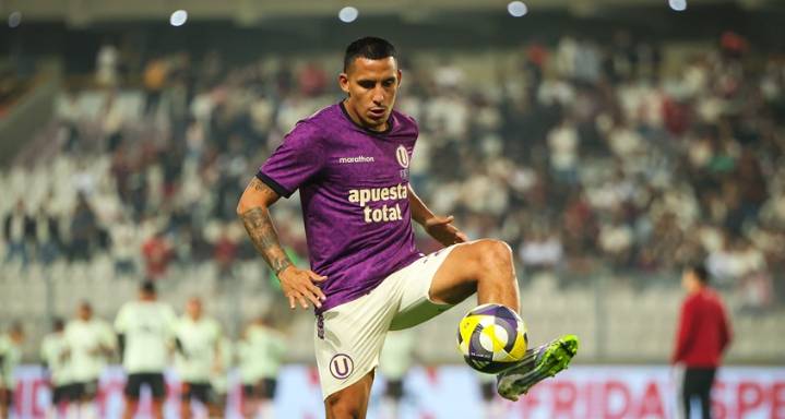 Alex Valera sueña con romper récord de goles y retirarse en Universitario de Deportes