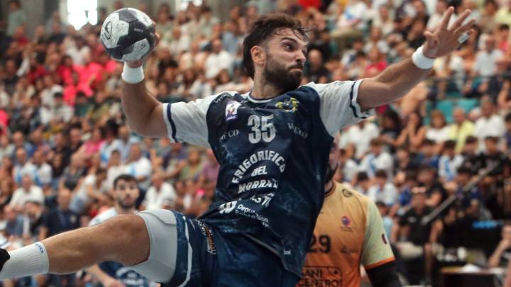 Un empate del Cangas (31-31) que pudo ser mejor