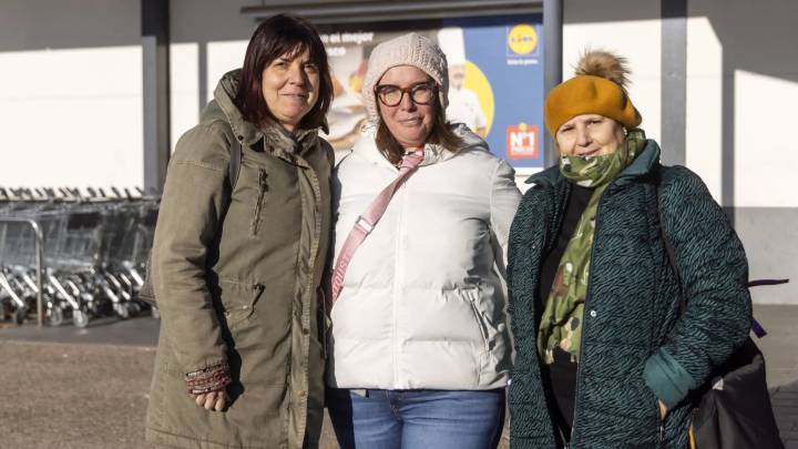 Afectados por el corte de agua: "Un día de trabajo perdido. He cerrado la peluquería"