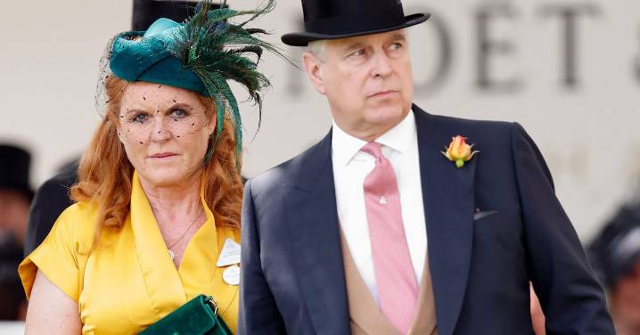 'On her own for the first time in two decades': What's next for Fergie