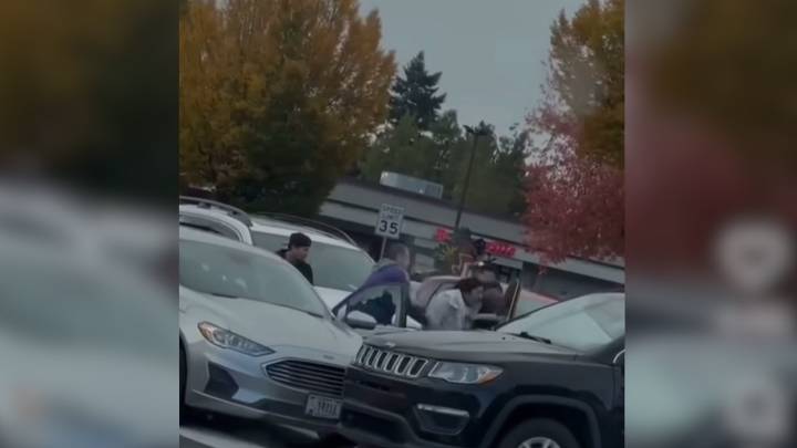 ICE detains U.S. citizen for 7 hours after she photographed agents at Chick