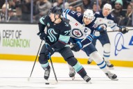 Deadspin | Kraken ride 3rd-period surge to win over Jets