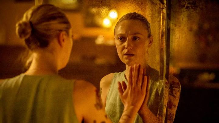 Dakota Fanning Reflects on Steven Spielberg's Wholesome Lesson on War of the Worlds Set