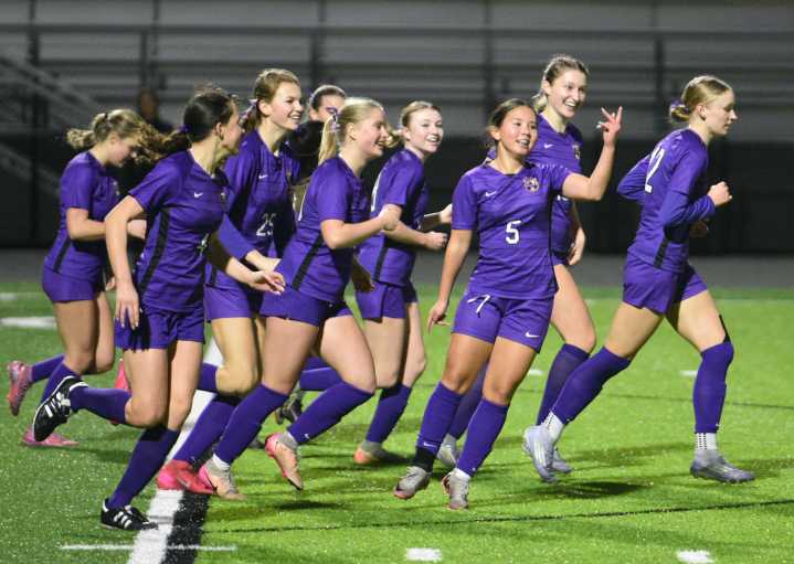 2A girls soccer: Columbia River returns to state title match with 4