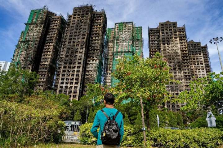 Hong Kong declared three days of mourning for victims of deady fire