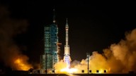Crisis en China: tiene tres astronautas varados en el espacio