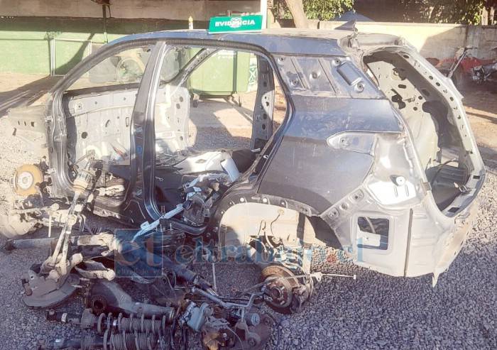 Carabineros descubre desarmaduría clandestina en Catemu