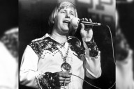 Country Music Singer John Wesley Ryles Has Died