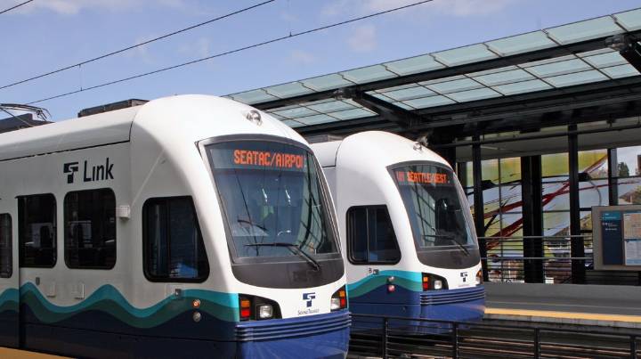 Take Sound Transit Passenger Experience survey to enter raffle for gifts cards