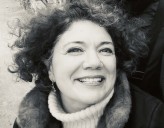 Murcia Plaza Cultura | La escritora que 'contraprograma' este viernes a Richard Gere: J. Mengual Montalbán presenta en Murcia su libro 'Sin mucho cuento'