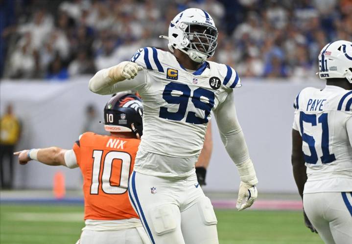 Deadspin | Colts DT DeForest Buckner (neck) lands on IR