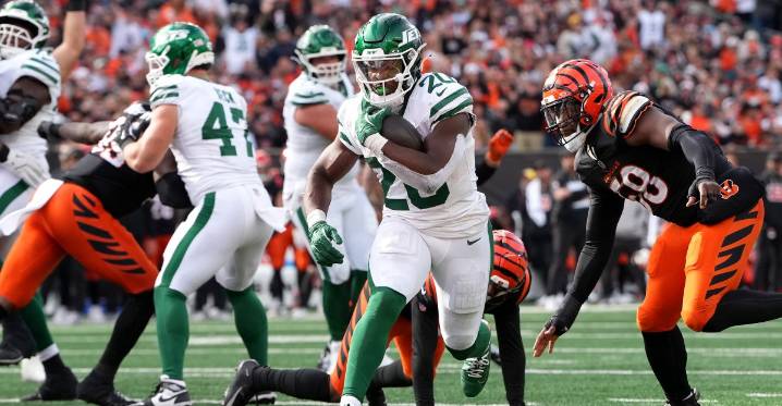 New York Jets Flight Connections 11/03/25