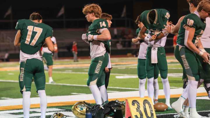 See best photos from Westfield vs Fishers in IHSAA football regionals