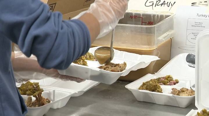 Mozel Sanders Foundation serves thousands on Thanksgiving, walk