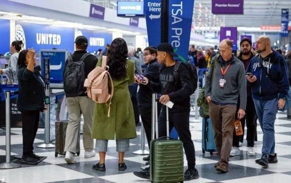 Cancelan aerolíneas de EU alrededor de 700 vuelos