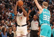 Con 55 puntos, James Harden impone récord en los Clippers