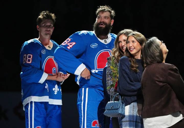 Avalanche excited for 'Fourth Wing' night, meeting Rebecca Yarros