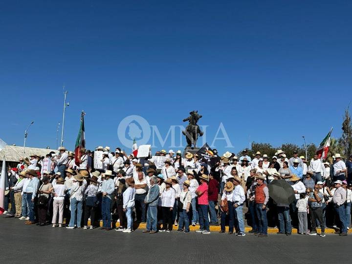 Salen rumbo a Palacio manifestantes de “México se levanta” en solidaridad con la Gen Z