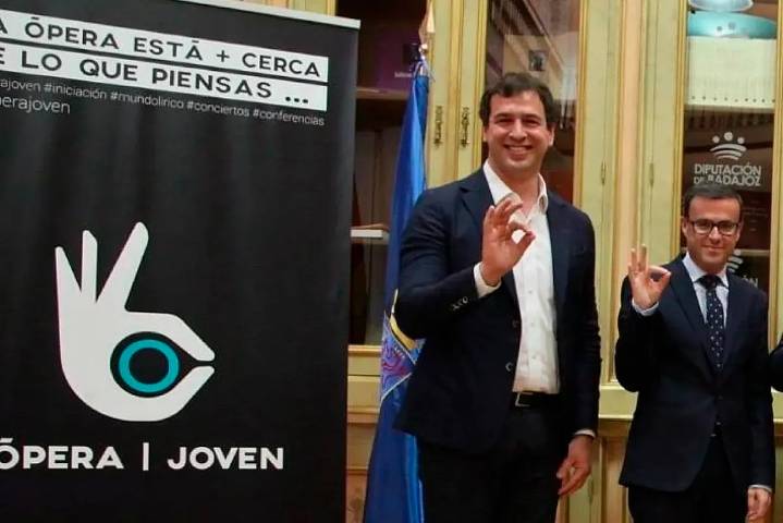 Margen a otra maniobra de Gallardo en el caso del 'hermanísimo' de Sánchez: ya será aforado cuando empiece el juicio