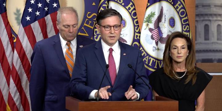 Speaker Johnson says House will return to Washington for voting on shutdown deal