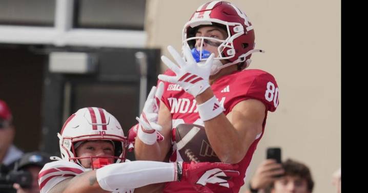 Indiana overcomes sluggish start, drubs Wisconsin for 11