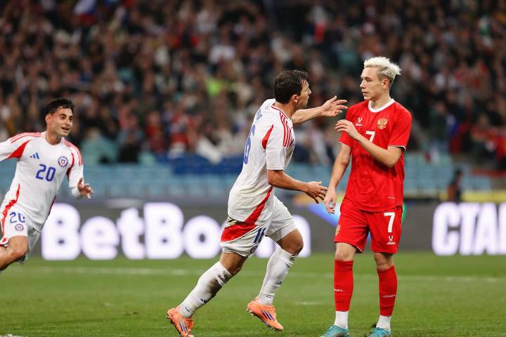 La Roja se impone ante Rusia en el primer amistoso de la gira en Sochi