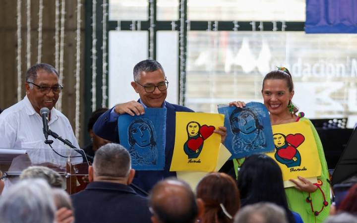 Inauguran Salón Nacional de Arte Elsa Morales 2025 en Caracas