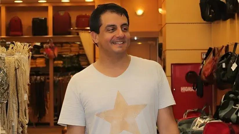 David Almandoz revela por qué dejó 'Al fondo hay sitio' y hace una crítica a la serie: "Una fórmula desgastada"