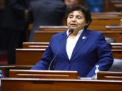 Congreso: Ética recomienda suspender a Susel Paredes por uso de baños por personas transgéneros