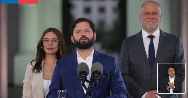 El mensaje del Presidente Boric a Kast y Jara por su paso a segunda vuelta