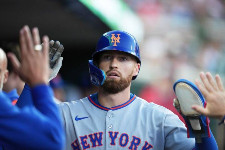 Rangers trade Marcus Semien to Mets for Brandon Nimmo and cash