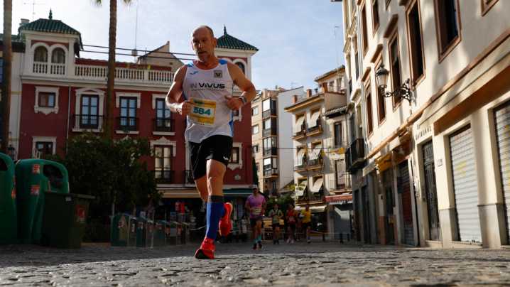 La Carrera de la Universidad vuelve a conquistar Granada