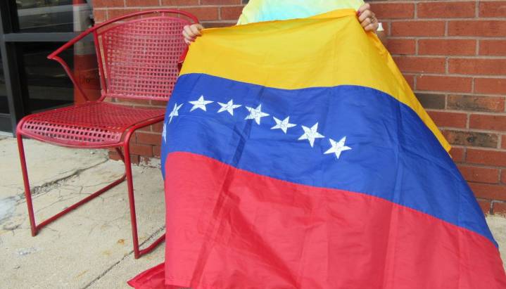 EE. UU. deja sin protección a 250.000 venezolanos con TPS