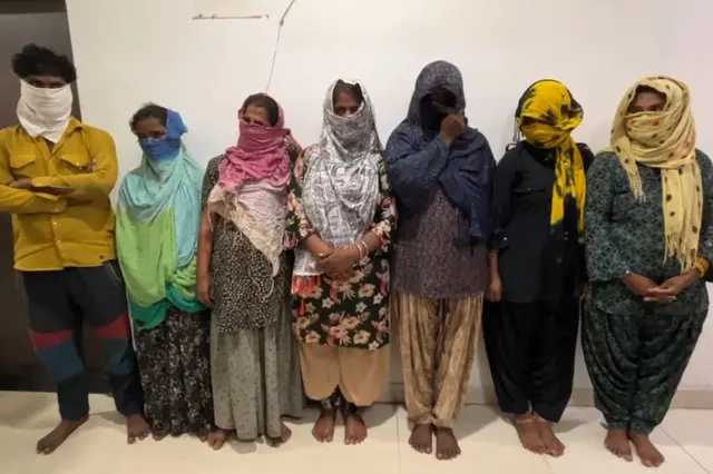 Gujarat Police bust gang stealing under guise of begging; Cash, Tata Safari recovered