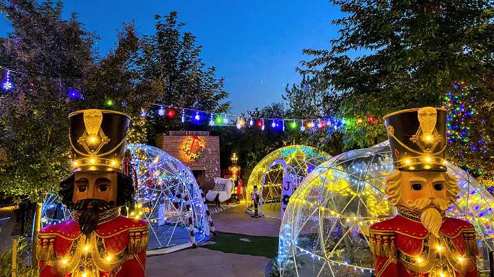 10 Arizona holiday events that offer festive charm