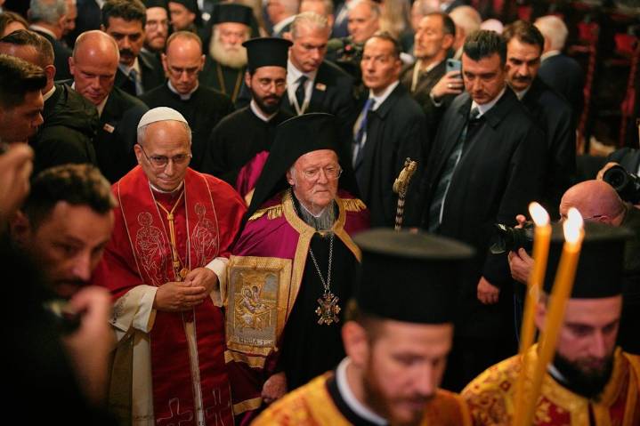 Pope wraps up Turkey visit and heads to Beirut to try to give Lebanese hope after years of crises