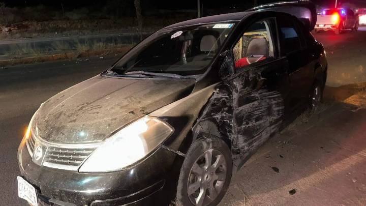 Adulto mayor choca en el periférico sur; no hubo lesionados