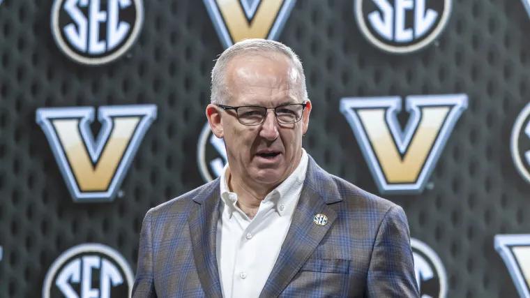 SEC’s Greg Sankey receives astounding news on Texas, Vanderbilt, Missouri, Oklahoma