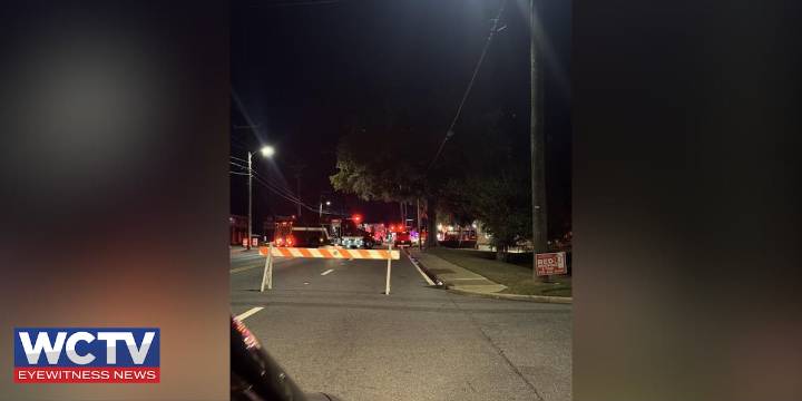Fire in Thomasville late Monday night prompts traffic blockades, large emergency response