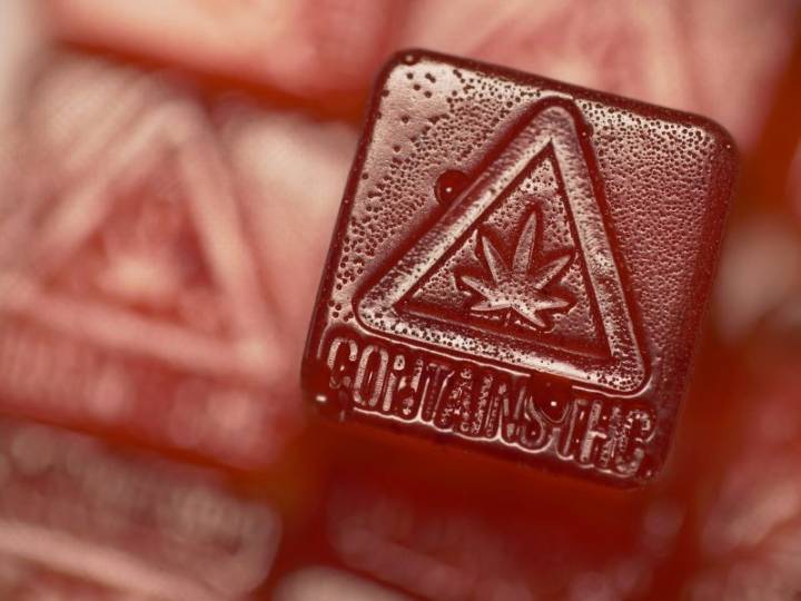 THC ban in federal spending deal puts Kansas CBD shops at risk