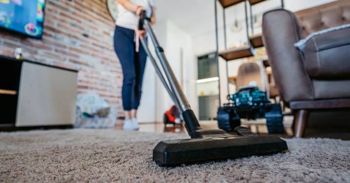 UK households urged to put cinnamon inside hoovers this winter