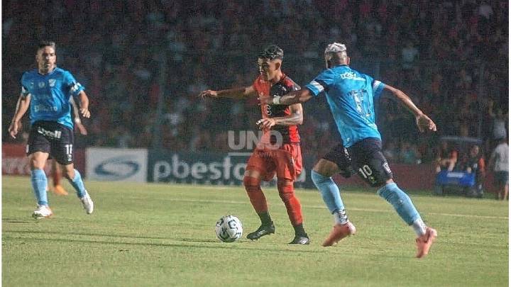 Alerta en Colón: Conrado Ibarra, una de las joyas del club, podría quedar libre a fin de año